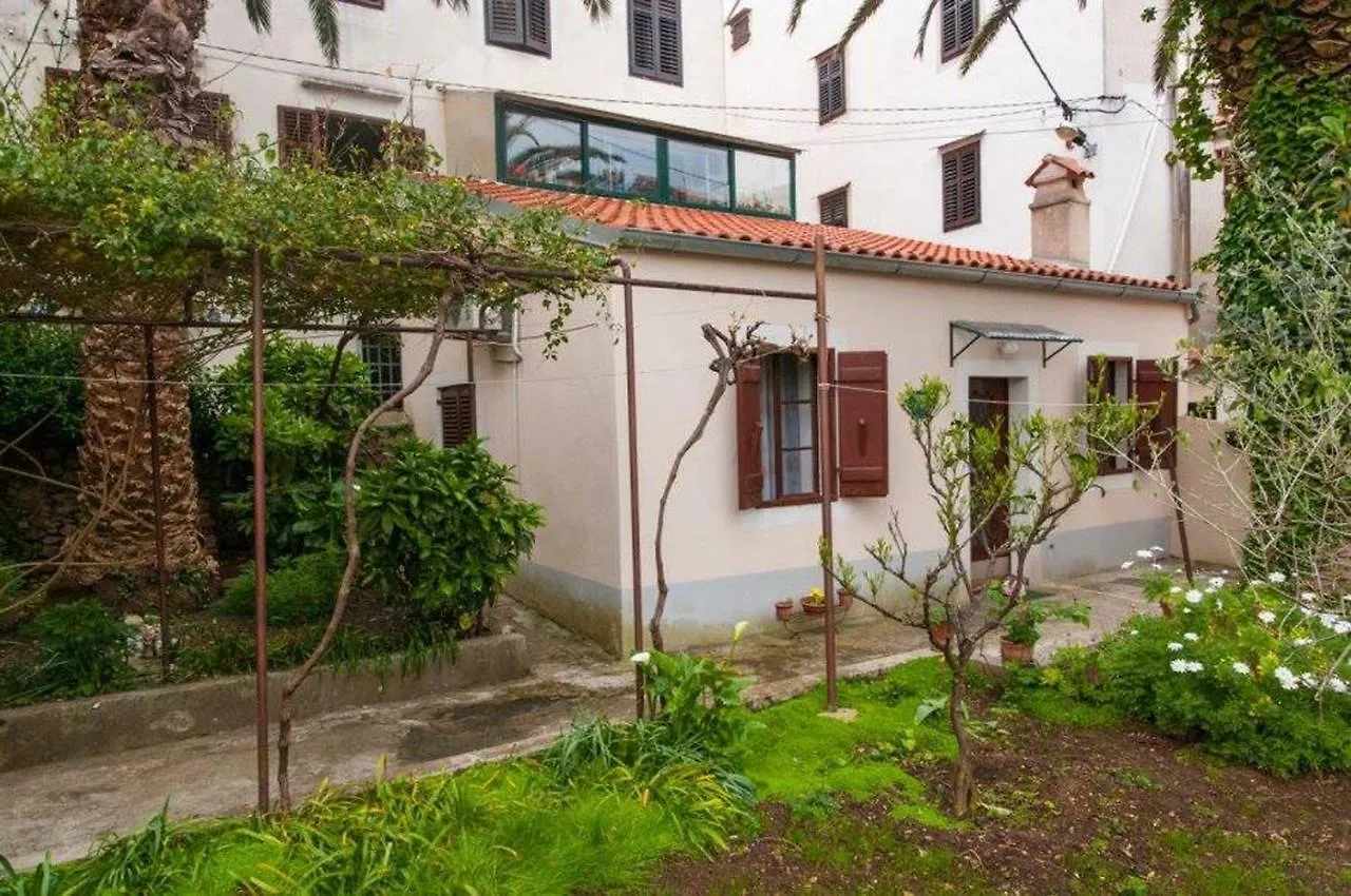 Gospodnetic Apartment Mali Lošinj Chorvatsko